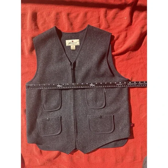 Woolrich Men’s Wool Vest Size L Gray Zip Front Utility Pockets Adjustable Back - Picture 5 of 8
